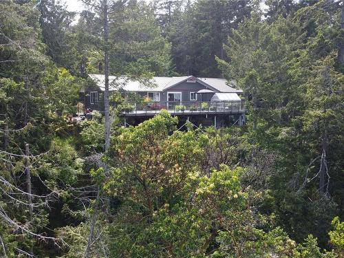 211 Scott Point Dr, Salt Spring, BC 