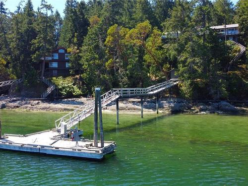 211 Scott Point Dr, Salt Spring, BC 