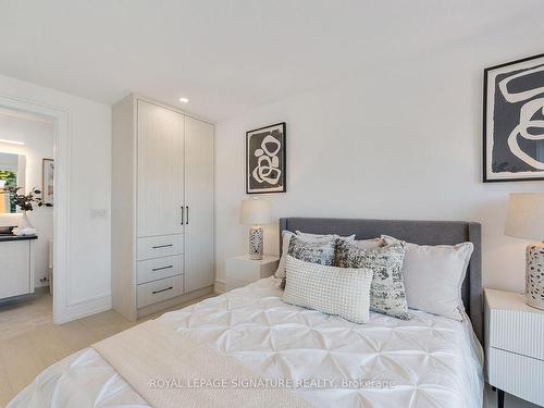 5 Holborne Ave, Toronto, ON - Indoor Photo Showing Bedroom