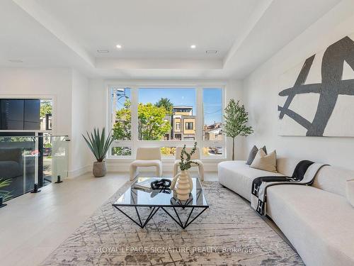 5 Holborne Ave, Toronto, ON - Indoor Photo Showing Living Room