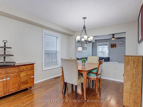 52 Mccurdy Dr, New Tecumseth, ON - Indoor Photo Showing Dining Room