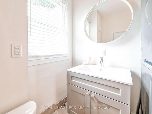 26 Second Ave, Orangeville, ON - Indoor Photo Showing Bathroom