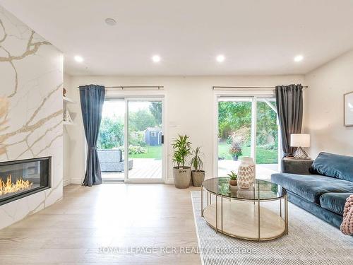 26 Second Ave, Orangeville, ON - Indoor Photo Showing Living Room With Fireplace