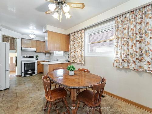 446 Valleyfield Dr, Mississauga, ON - Indoor Photo Showing Dining Room