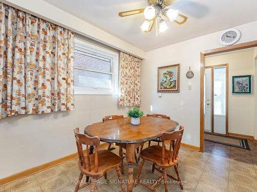 446 Valleyfield Dr, Mississauga, ON - Indoor Photo Showing Dining Room