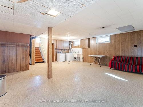 446 Valleyfield Dr, Mississauga, ON - Indoor Photo Showing Basement