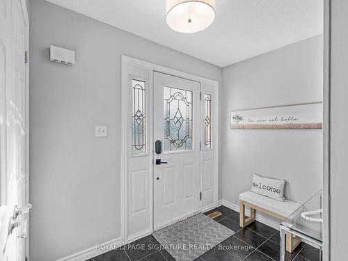 6282 Lavery Crt, Mississauga, ON - Indoor Photo Showing Other Room