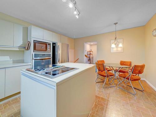 Cuisine - 52 Rue Lebel, Saint-Jean-Sur-Richelieu, QC - Indoor Photo Showing Kitchen