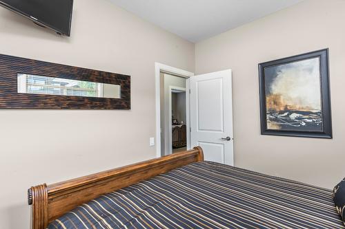 2165 Serrento Lane, West Kelowna, BC - Indoor Photo Showing Bedroom