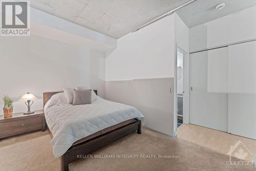 301 - 383 Cumberland Street, Ottawa, ON - Indoor Photo Showing Bedroom