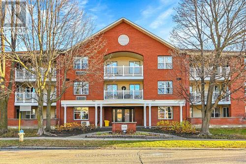 113 - 1099 Cadboro Road, Ottawa, ON - Outdoor With Balcony With Facade