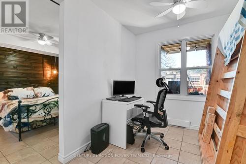 113 - 1099 Cadboro Road, Ottawa, ON - Indoor Photo Showing Office