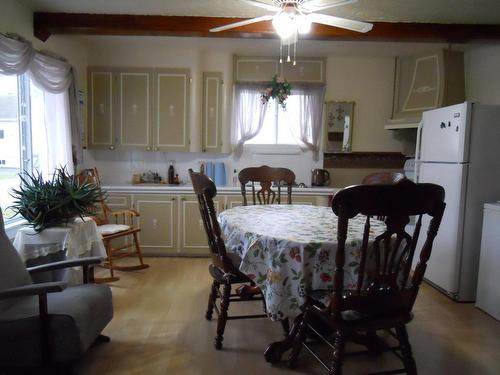 Cuisine - 67 Rue St-Charles, Price, QC - Indoor Photo Showing Dining Room