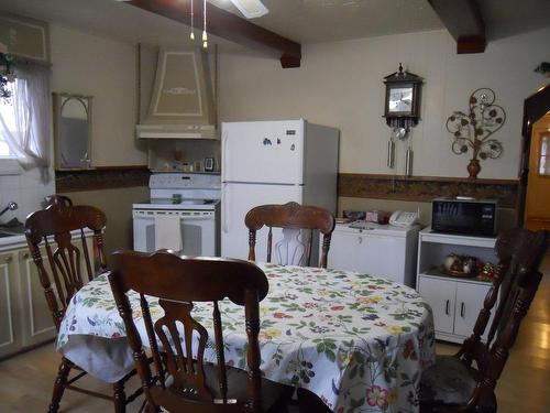 Cuisine - 67 Rue St-Charles, Price, QC - Indoor Photo Showing Dining Room