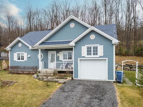 Garage - 11 Rue Jean-Lapierre, Lac-Brome, QC - Outdoor