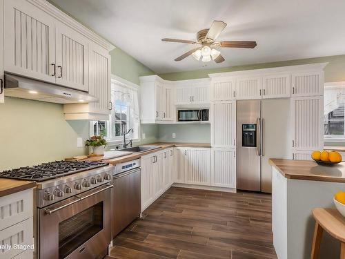 Cuisine - 11 Rue Jean-Lapierre, Lac-Brome, QC - Indoor Photo Showing Kitchen