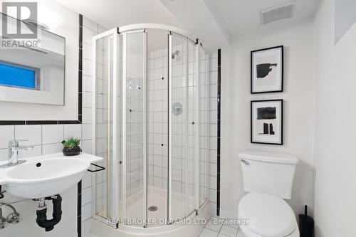 109 Glenmore Road, Toronto, ON - Indoor Photo Showing Bathroom