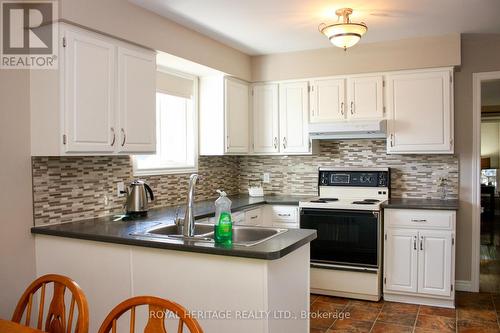 1358 Bobolink Court, Peterborough, ON - Indoor Photo Showing Kitchen