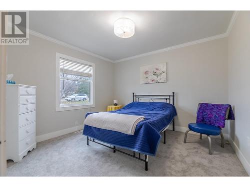 9718 Julia Street, Summerland, BC - Indoor Photo Showing Bedroom