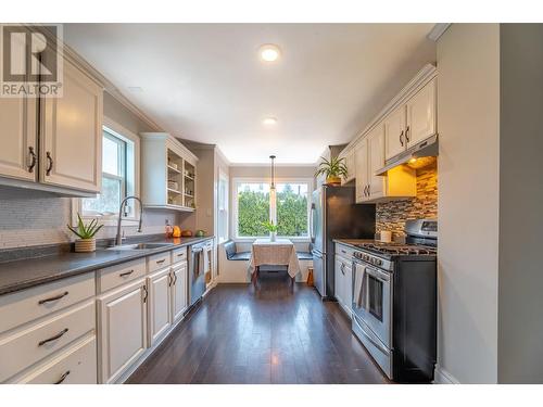 9718 Julia Street, Summerland, BC - Indoor Photo Showing Kitchen With Upgraded Kitchen