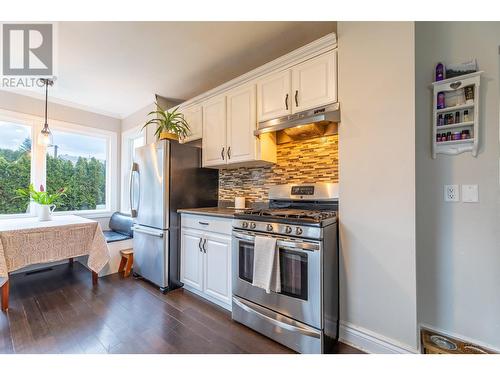 9718 Julia Street, Summerland, BC - Indoor Photo Showing Kitchen