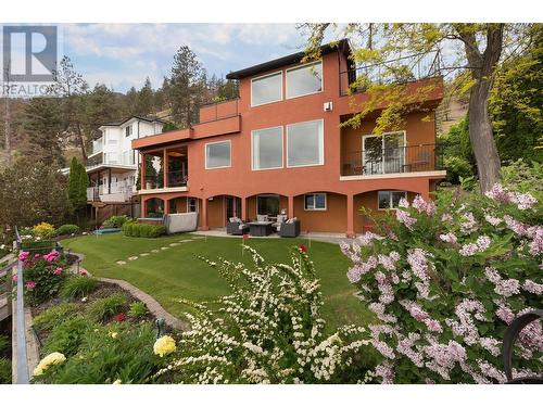 683 Westside Road S, West Kelowna, BC - Outdoor