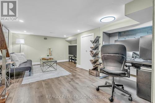 91 Merrill Avenue E, Toronto, ON - Indoor Photo Showing Office