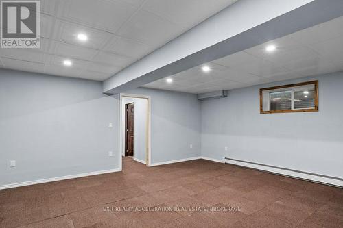 14 West Park Lane, Addington Highlands, ON - Indoor