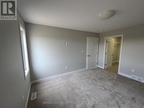 137 Arrowhead Lane S, Chatham-Kent (Chatham), ON - Indoor Photo Showing Other Room