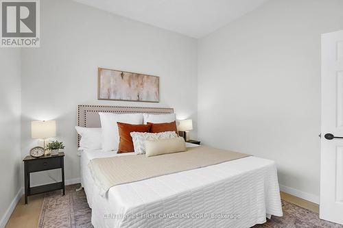 1025 Trafalgar Street, London, ON - Indoor Photo Showing Bedroom