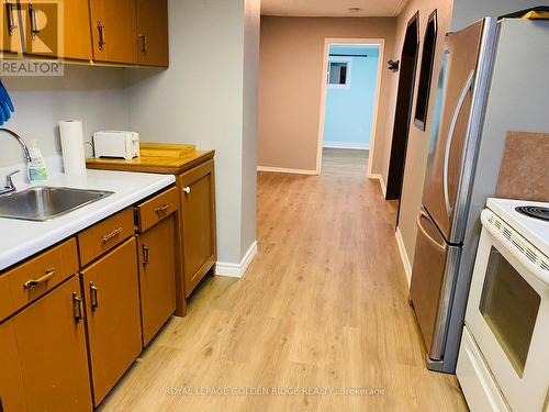 716 Florence Road, Innisfil, ON - Indoor Photo Showing Kitchen