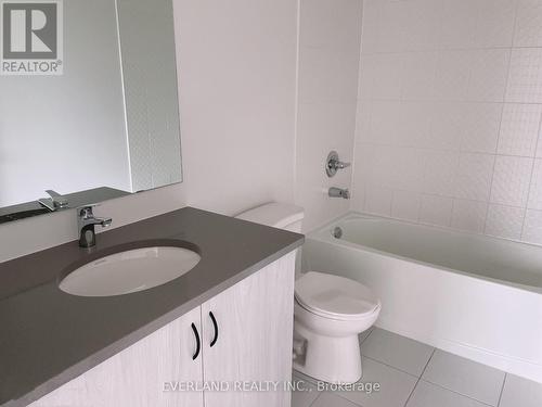 Upper - 231 Webb Street, Markham, ON - Indoor Photo Showing Bathroom