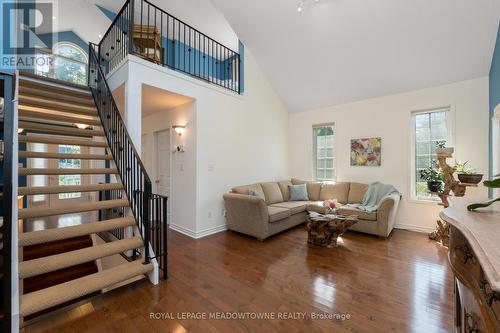 1936 Tiny Beaches Road S, Tiny, ON - Indoor Photo Showing Living Room