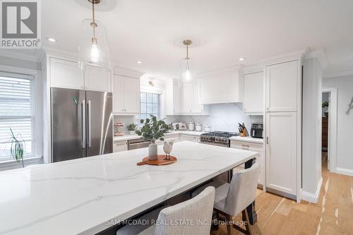 587 Unsworth Avenue, Oakville, ON - Indoor Photo Showing Kitchen With Stainless Steel Kitchen With Upgraded Kitchen