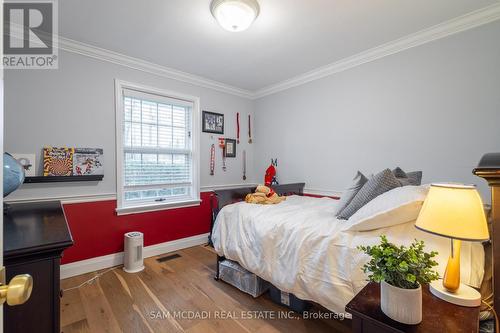 587 Unsworth Avenue, Oakville, ON - Indoor Photo Showing Bedroom