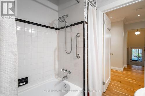 587 Unsworth Avenue, Oakville, ON - Indoor Photo Showing Bathroom