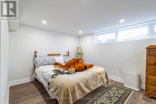 587 Unsworth Avenue, Oakville, ON - Indoor