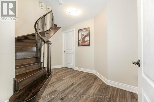 8 Herringbone Crescent, Brampton, ON 