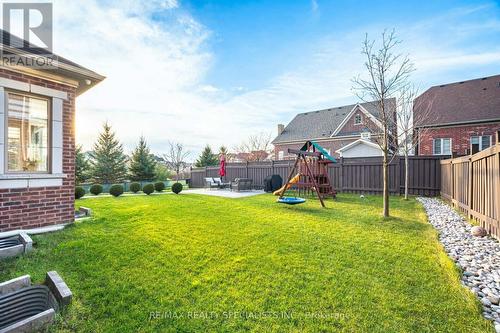 8 Herringbone Crescent, Brampton, ON 