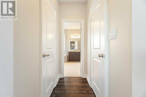 8 Herringbone Crescent, Brampton, ON - Indoor Photo Showing Other Room