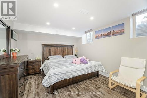 8 Herringbone Crescent, Brampton, ON - Indoor Photo Showing Bedroom