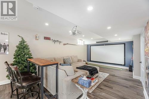 8 Herringbone Crescent, Brampton, ON - Indoor Photo Showing Other Room