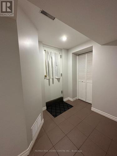 654 Arbor (Basement) Road, Mississauga, ON - Indoor Photo Showing Other Room