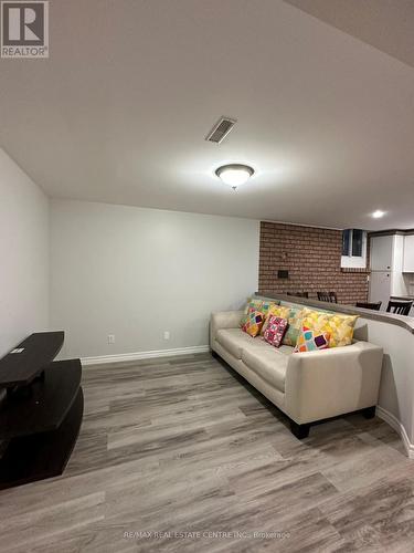 654 Arbor (Basement) Road, Mississauga, ON - Indoor Photo Showing Other Room