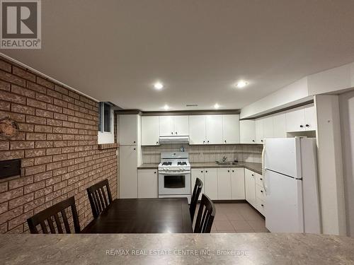 654 Arbor (Basement) Road, Mississauga, ON - Indoor