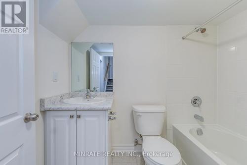 3147 Goodyear Road, Burlington, ON - Indoor Photo Showing Bathroom