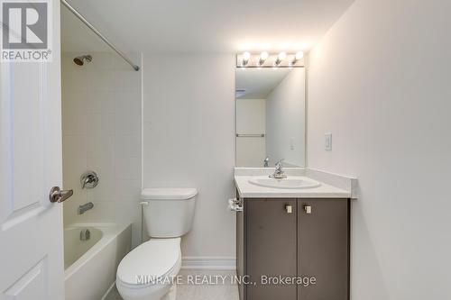 3916 Leonardo Street, Burlington, ON - Indoor Photo Showing Bathroom