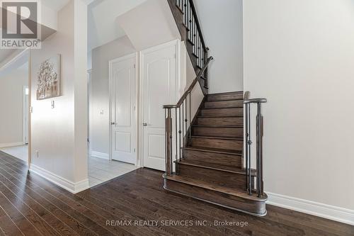 7 Malaspina Close, Brampton, ON - Indoor Photo Showing Other Room