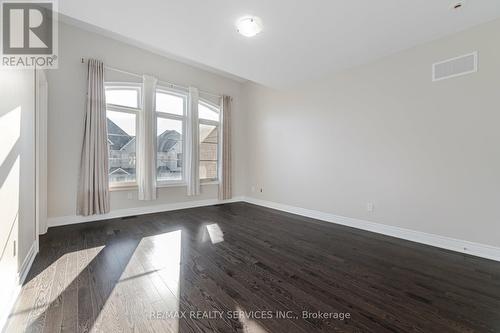 7 Malaspina Close, Brampton, ON - Indoor Photo Showing Other Room