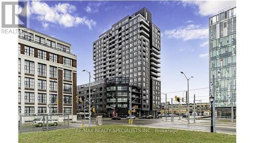 1510 - 1 Victoria Street S, Kitchener, ON - Outdoor With Facade